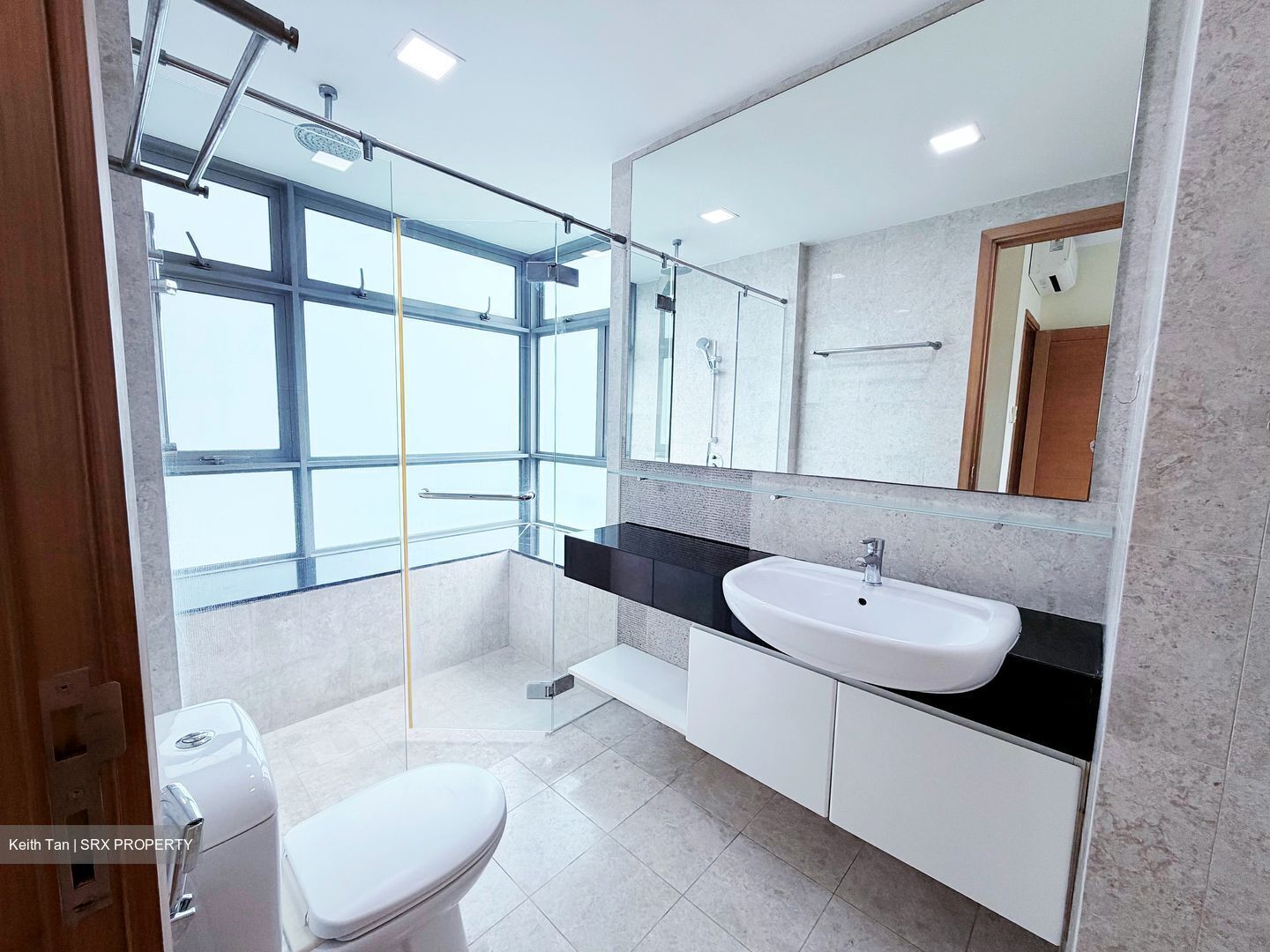 The Infiniti (D5), Condominium #560126161